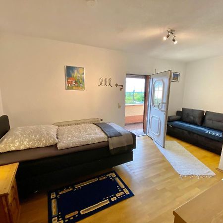 Ferienwohnung Suedpfalzblick ブルルヴァイラー エクステリア 写真