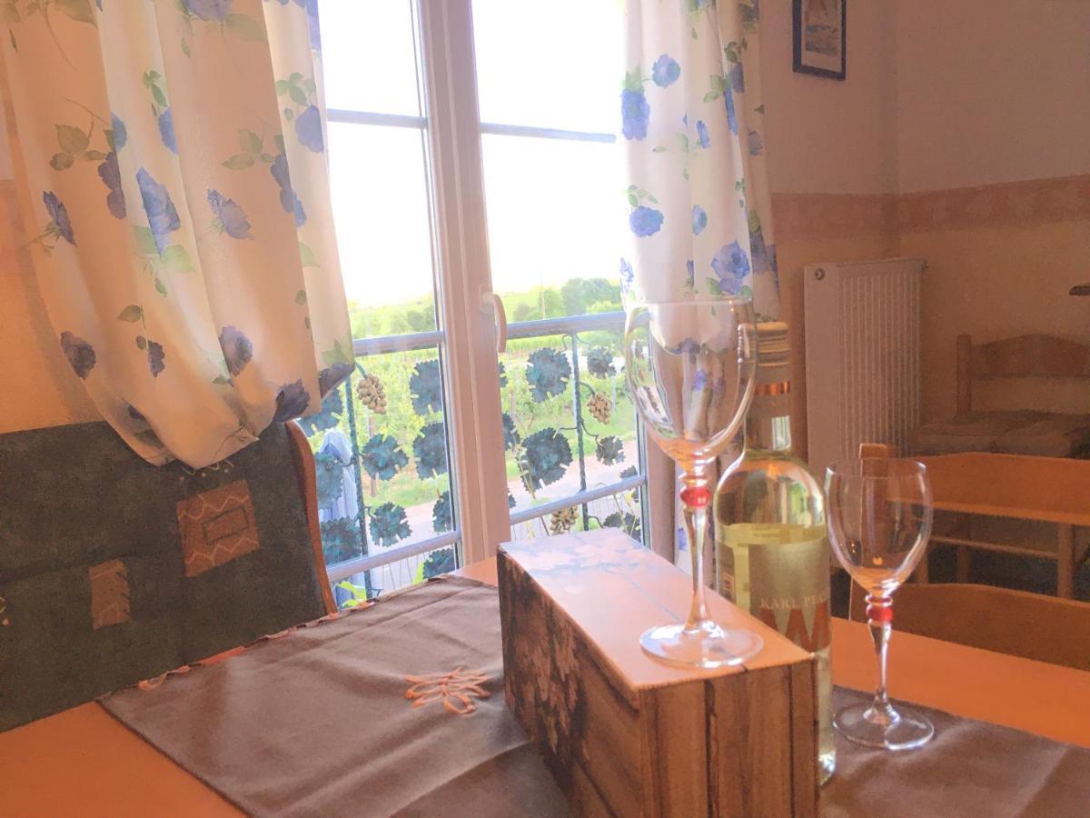 Ferienwohnung Suedpfalzblick ブルルヴァイラー エクステリア 写真
