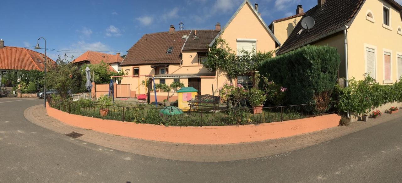 Ferienwohnung Suedpfalzblick ブルルヴァイラー エクステリア 写真